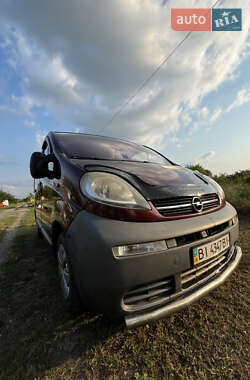 Минивэн Opel Vivaro 2003 в 