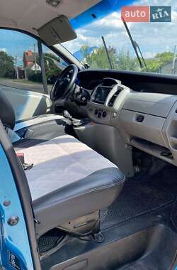 Минивэн Opel Vivaro 2006 в 