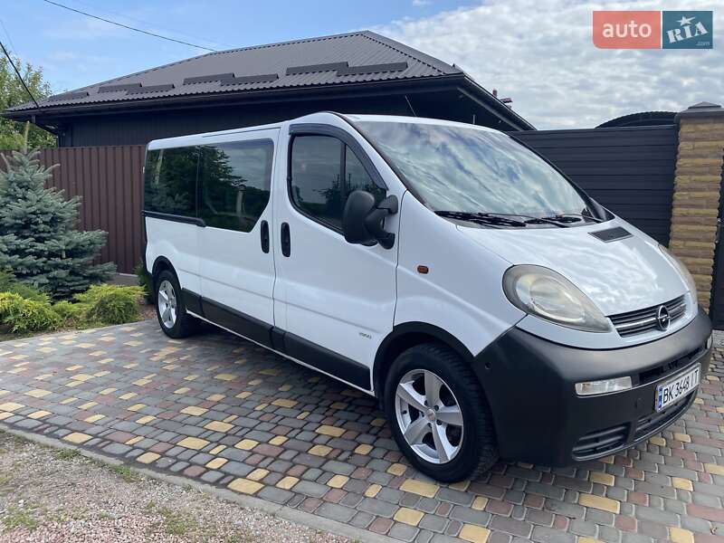 Мінівен Opel Vivaro 2003 в Житомирі