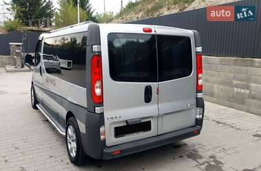 Минивэн Opel Vivaro 2009 в 
