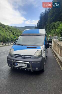 Грузовой фургон Opel Vivaro 2004 в Рахове