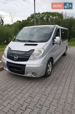 Минивэн Opel Vivaro 2014 в Болехове