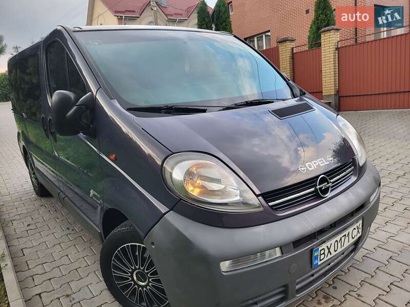Мінівен Opel Vivaro 2005 в Хмельницькому