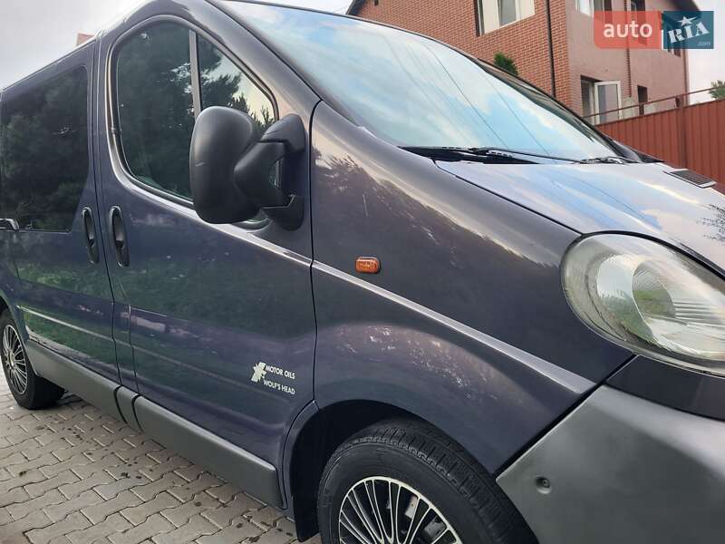 Мінівен Opel Vivaro 2005 в Хмельницькому
