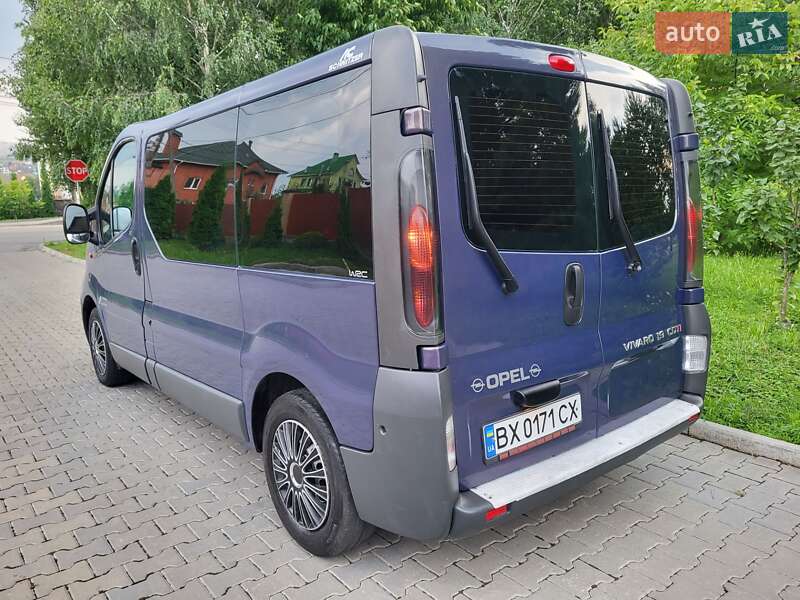 Мінівен Opel Vivaro 2005 в Хмельницькому