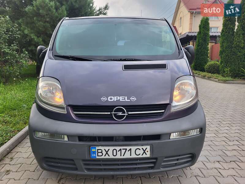 Мінівен Opel Vivaro 2005 в Хмельницькому