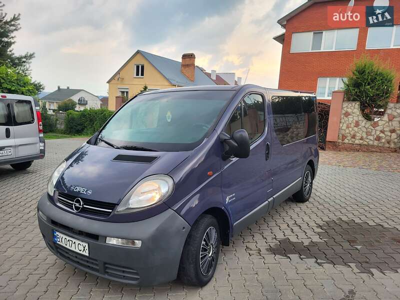 Мінівен Opel Vivaro 2005 в Хмельницькому