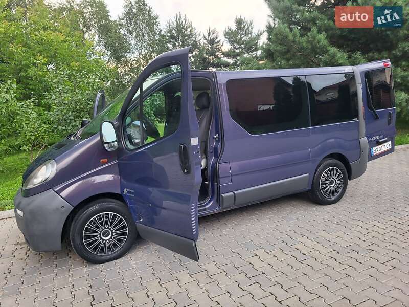 Мінівен Opel Vivaro 2005 в Хмельницькому