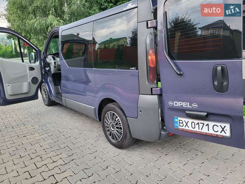 Мінівен Opel Vivaro 2005 в Хмельницькому