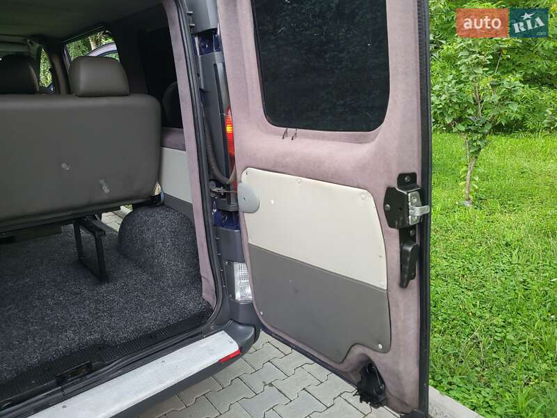 Мінівен Opel Vivaro 2005 в Хмельницькому