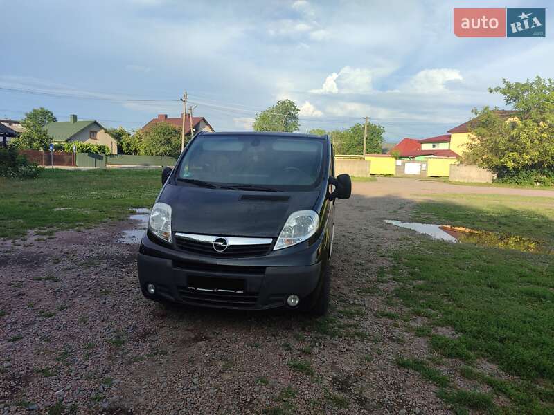 Opel Vivaro 2009