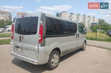 Вантажний фургон Opel Vivaro 2012 в Харкові