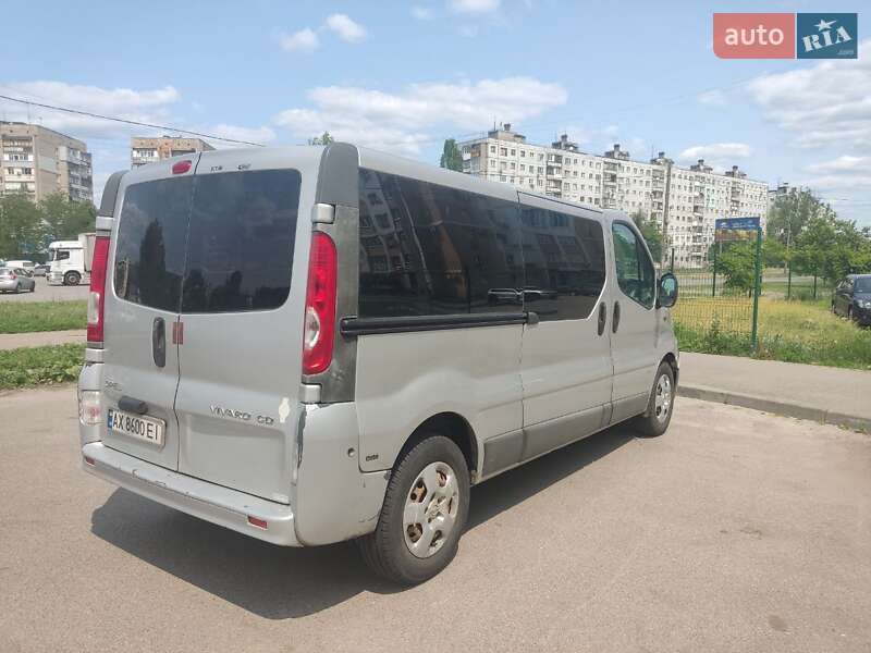 Opel Vivaro 2012