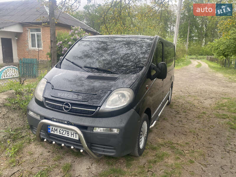 Opel Vivaro 2004