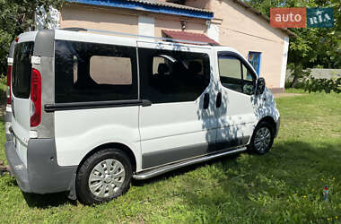 Минивэн Opel Vivaro 2008 в 