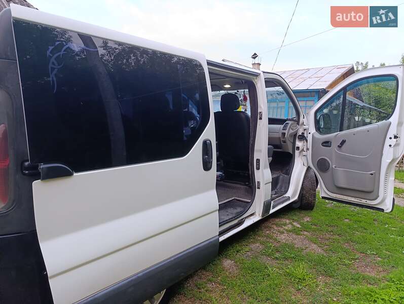 Минивэн Opel Vivaro 2002 в Сатанове фото 4 Минивэн Opel Vivaro 2002 в Сатанове