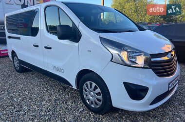 Минивэн Opel Vivaro 2016 в Ивано-Франковске