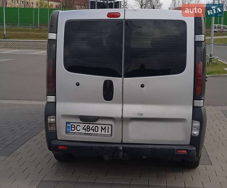 Минивэн Opel Vivaro 2005 в Шептицькому