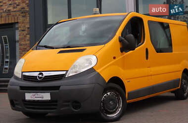 Грузовой фургон Opel Vivaro 2005 в Ровно