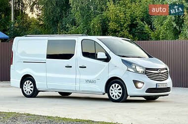 Мінівен Opel Vivaro 2016 в Млиніві