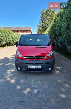 Мінівен Opel Vivaro 2004 в Самборі