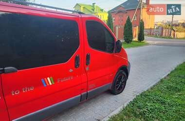 Минивэн Opel Vivaro 2003 в 