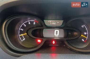 Минивэн Opel Vivaro 2016 в Киеве