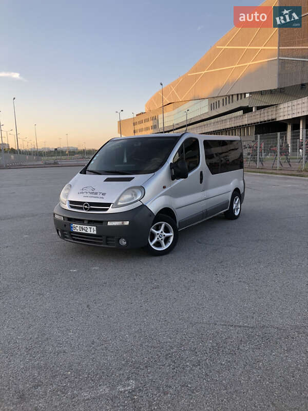 Минивэн Opel Vivaro 2002 в Львове фото 3 Минивэн Opel Vivaro 2002 в Львове