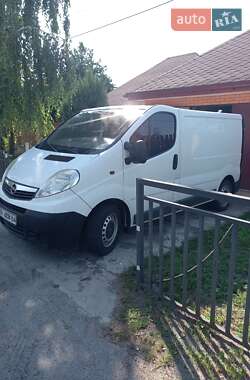 Вантажний фургон Opel Vivaro 2007 в Полтаві