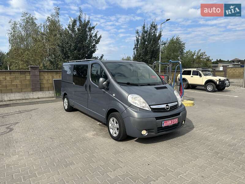 Opel Vivaro 2013