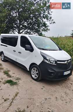 Минивэн Opel Vivaro 2016 в Горохове