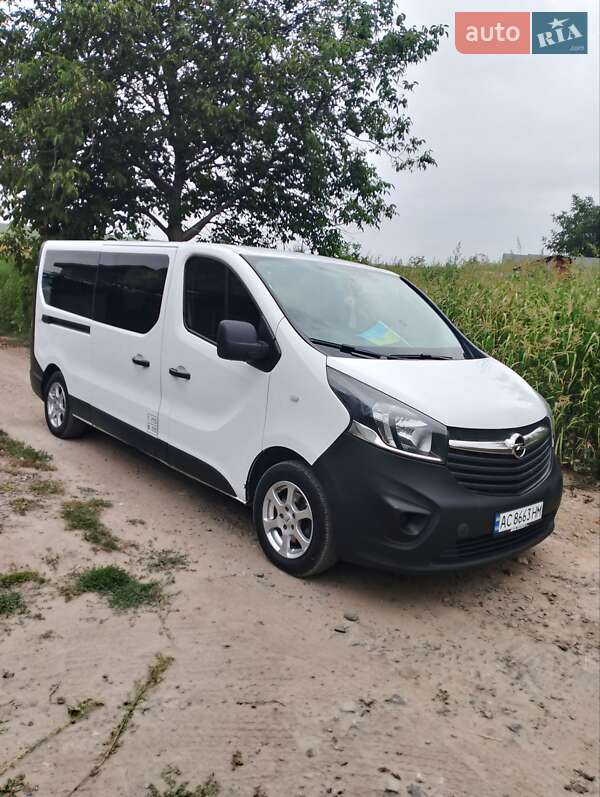 Opel Vivaro 2016