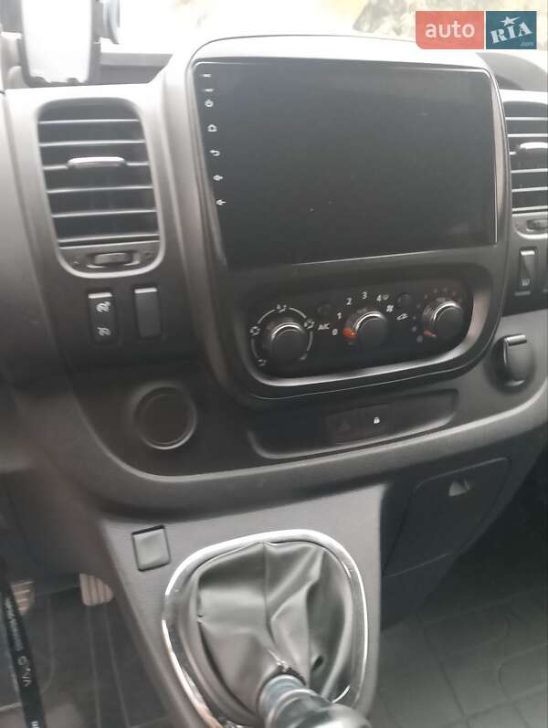 Минивэн Opel Vivaro 2016 в Горохове фото 22 Минивэн Opel Vivaro 2016 в Горохове