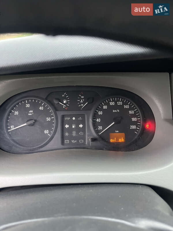 Мінівен Opel Vivaro 2003 в Хотині фото 8 Мінівен Opel Vivaro 2003 в Хотині