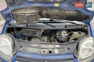 Грузовой фургон Opel Vivaro 2005 в 