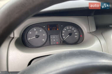 Грузовой фургон Opel Vivaro 2005 в 