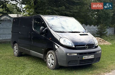 Вантажний фургон Opel Vivaro 2004 в Рівному