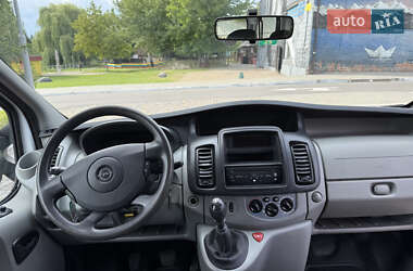 Минивэн Opel Vivaro 2012 в 