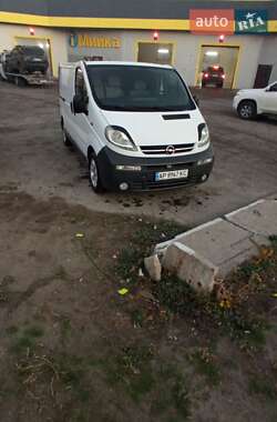 Грузовой фургон Opel Vivaro 2002 в Чугуеве