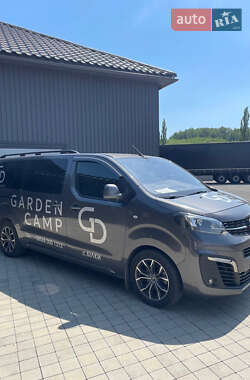 Мінівен Opel Vivaro 2019 в Іршаві
