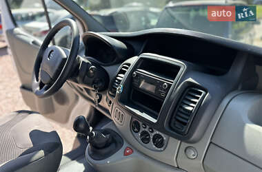 Минивэн Opel Vivaro 2014 в 
