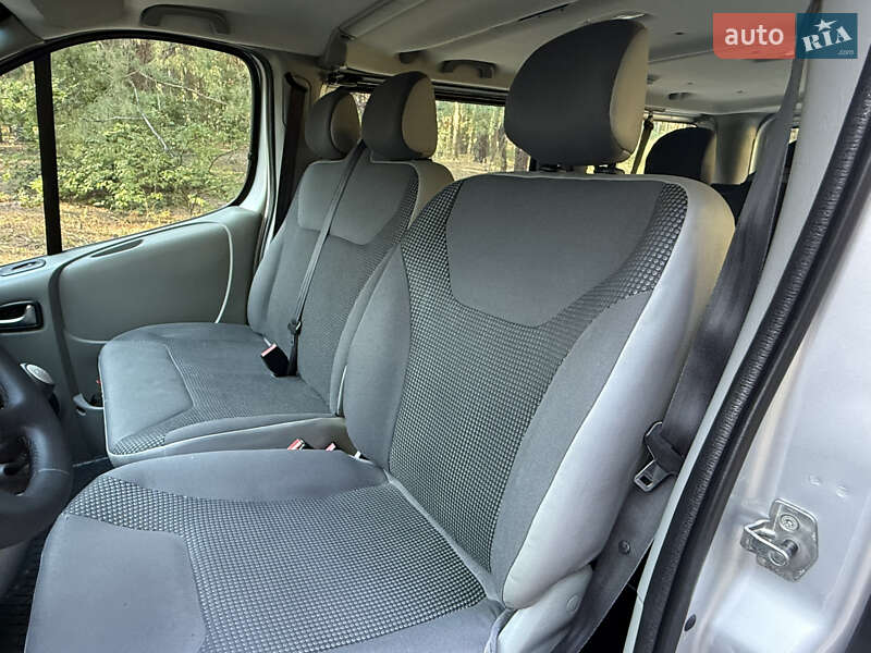 Минивэн Opel Vivaro 2014 в Киеве