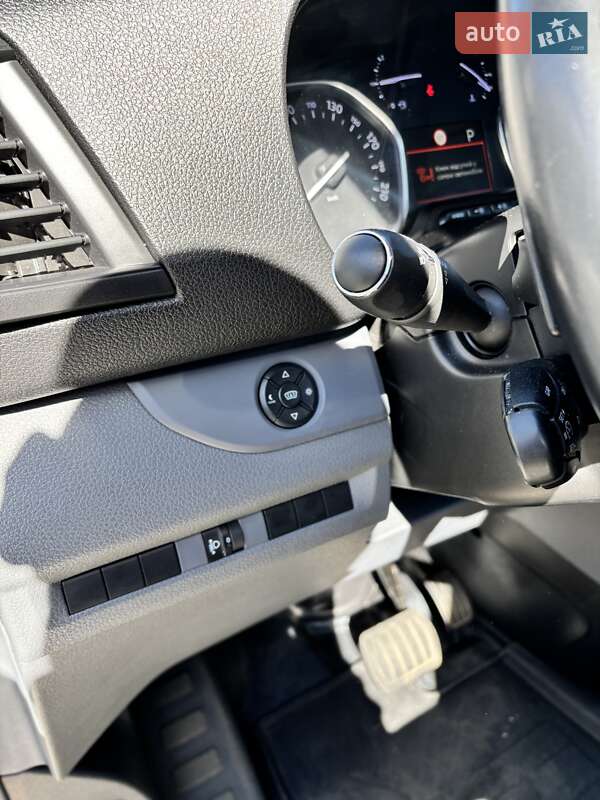 Грузовой фургон Opel Vivaro 2020 в Львове