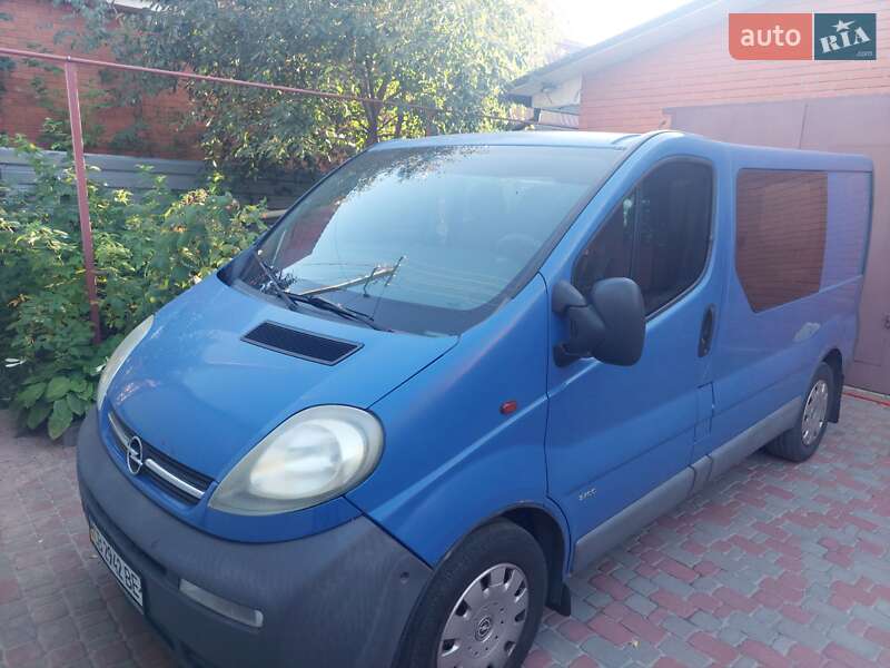 Opel Vivaro 2001