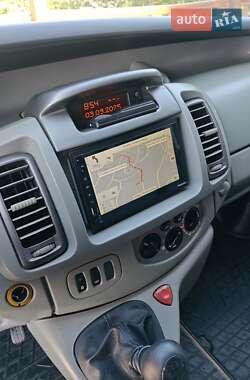 Минивэн Opel Vivaro 2007 в 
