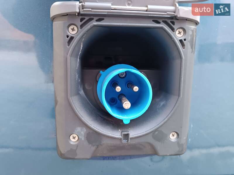 Мінівен Opel Vivaro 2015 в Івано-Франківську