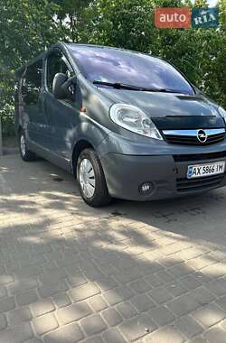 Мінівен Opel Vivaro 2014 в Харкові