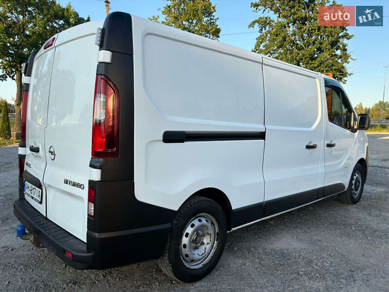 Грузовой фургон Opel Vivaro 2016 в Житомире