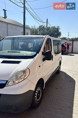 Мінівен Opel Vivaro 2007 в Чернівцях