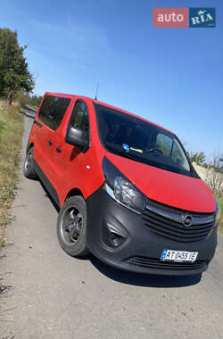 Грузопассажирский фургон Opel Vivaro 2018 в Ивано-Франковске
